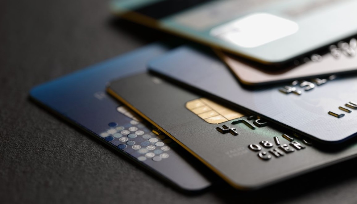 Minimalism and Credit Cards: Can You Keep It Simple in a Complex Market?